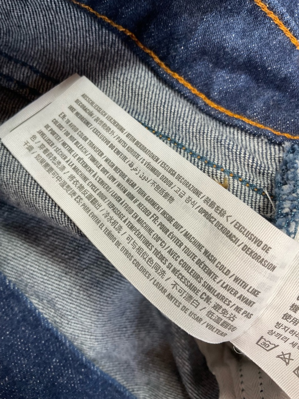 Abercrombie & Fitch 90s Straight Ultra High Rise Curve Love Frayed Hem Jeans - Picture 7 of 8